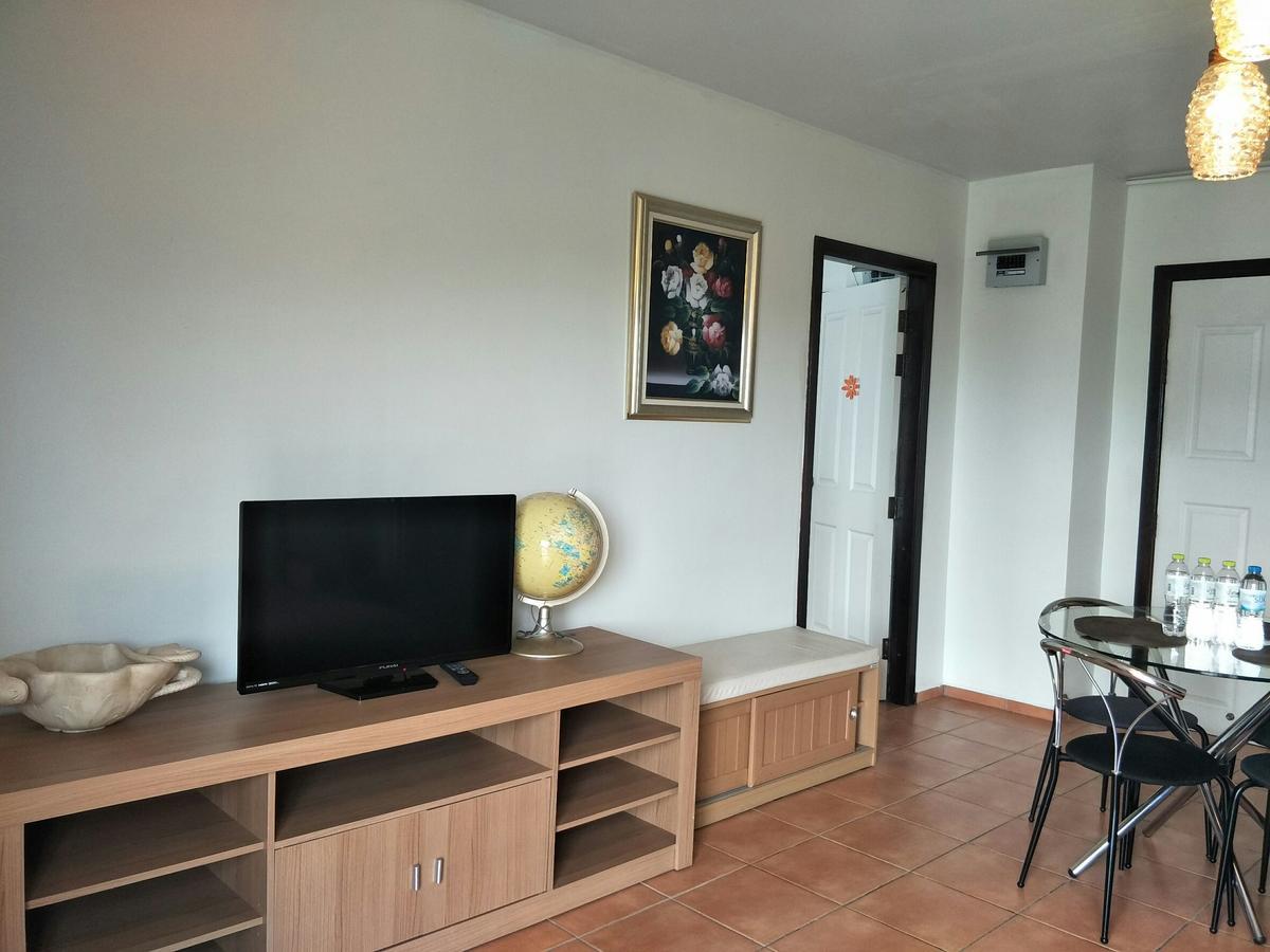 Lomsabai Apartments Bangsaen Eksteriør bilde